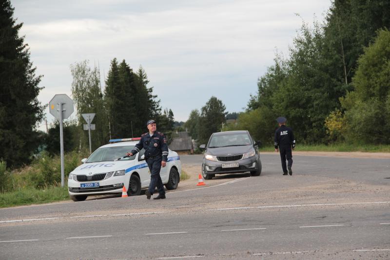 В связи с ростом аварийности с 4 по 14 августа сотрудники Госавтоинспекции провели массовые проверки на трассах муниципалитета.