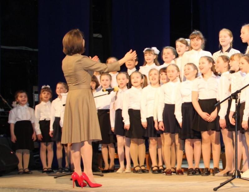 Областные парламентарии приняли новые меры поддержки для работников культуры и будущих специалистов этой сферы.