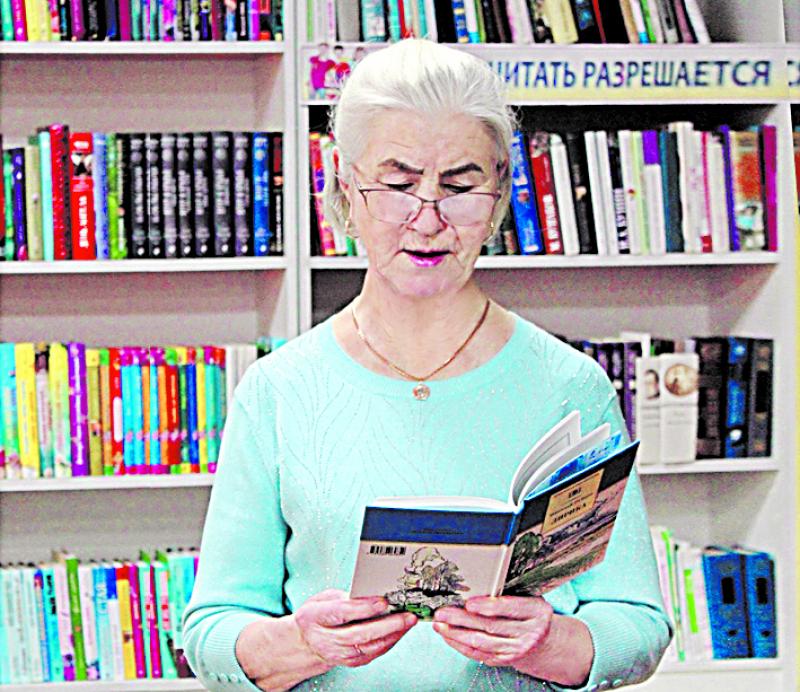 В Пятовской библиотеке прошёл поэтический вечер «И сквозь века и поколения он не устанет удивлять», приуроченный к 90-летию со дня рождения Николая Рубцова.