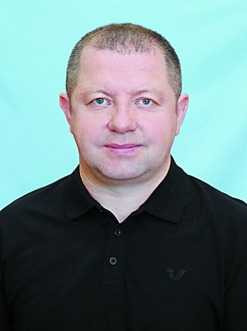 За семь лет работы на Тотемском маслозаводе выпускник молочной академии Алексей Невесёлов прошёл путь от инженера-механика до заместителя директора по техническим вопросам.