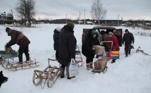 Раз в две недели в заречные посёлки Тотемского района Нижняя Печеньга и Михайловка осуществляется доставка продуктов питания.