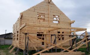 В регионе ввели единую очередь на получение древесины для строительства жилых домов.