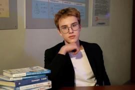 Девятикласник Егор РЫЧКОВ из Юбилейной школы завоевал первое место на региональном этапе Всероссийской олимпиады по обществознанию.