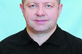 За семь лет работы на Тотемском маслозаводе выпускник молочной академии Алексей Невесёлов прошёл путь от инженера-механика до заместителя директора по техническим вопросам.